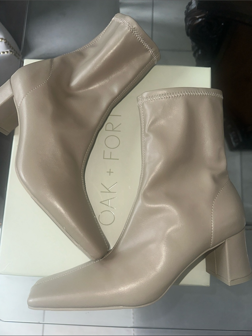 Oak + fort taupe boots size 8